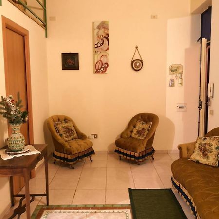 B&B Il Nespolo Σαλέρνο Εξωτερικό φωτογραφία