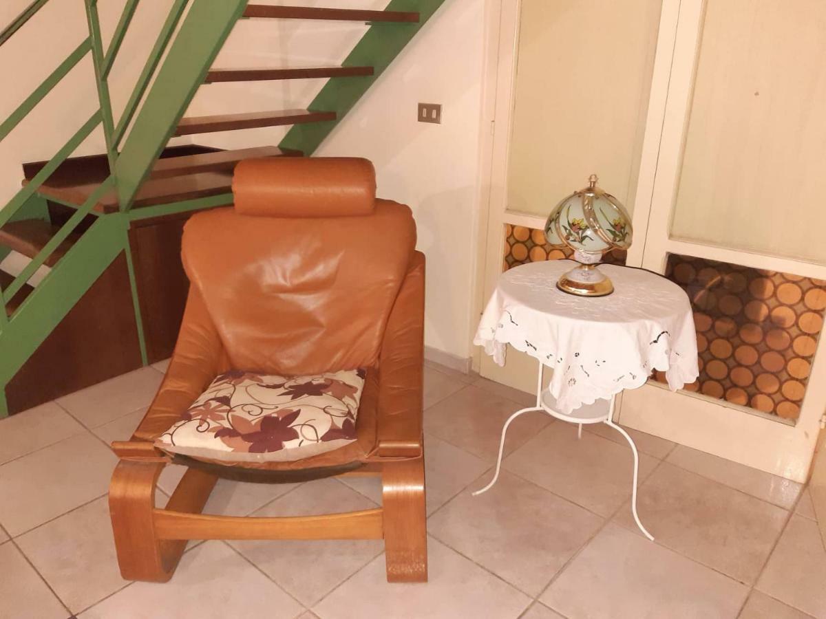 B&B Il Nespolo Σαλέρνο Εξωτερικό φωτογραφία